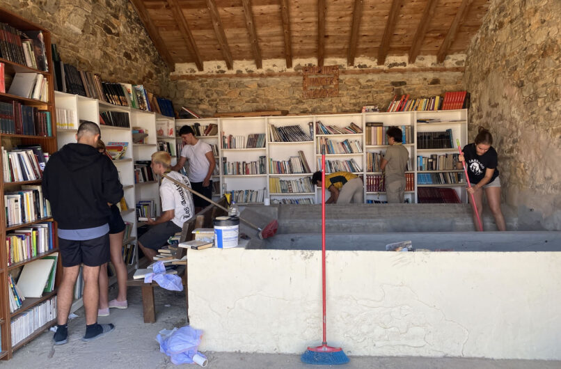 La Red Nacional de Pueblos Acogedores impulsa un campo de trabajo en Sarnago para apoyar la recuperación del patrimonio rural